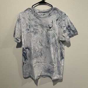 Bucked Up x ETKFIT oversized tee. 💙